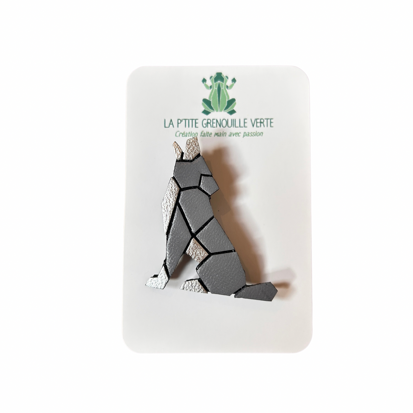 Broche Alpha Le loup La p’tite grenouille verte