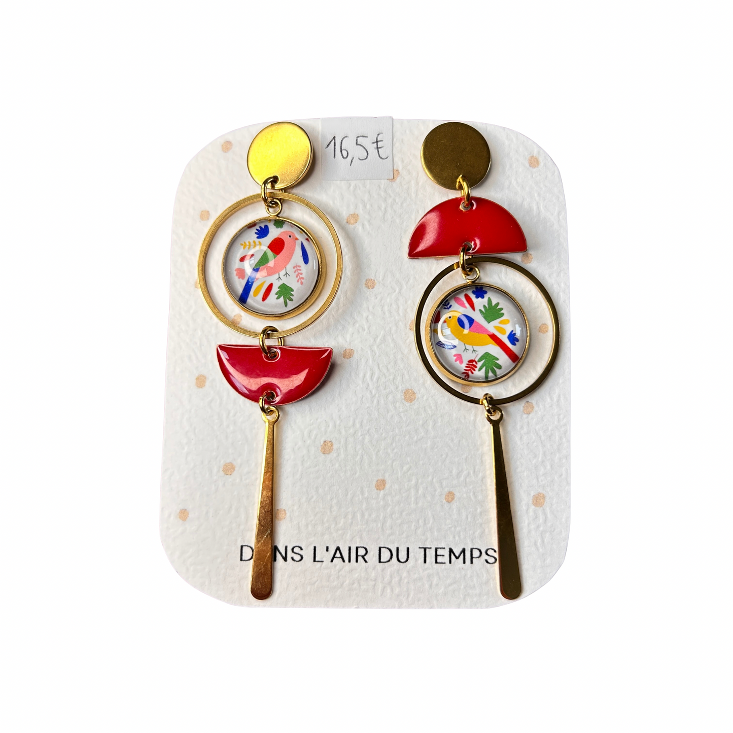 Boucles d’oreilles asymétriques Dans l’air du temps