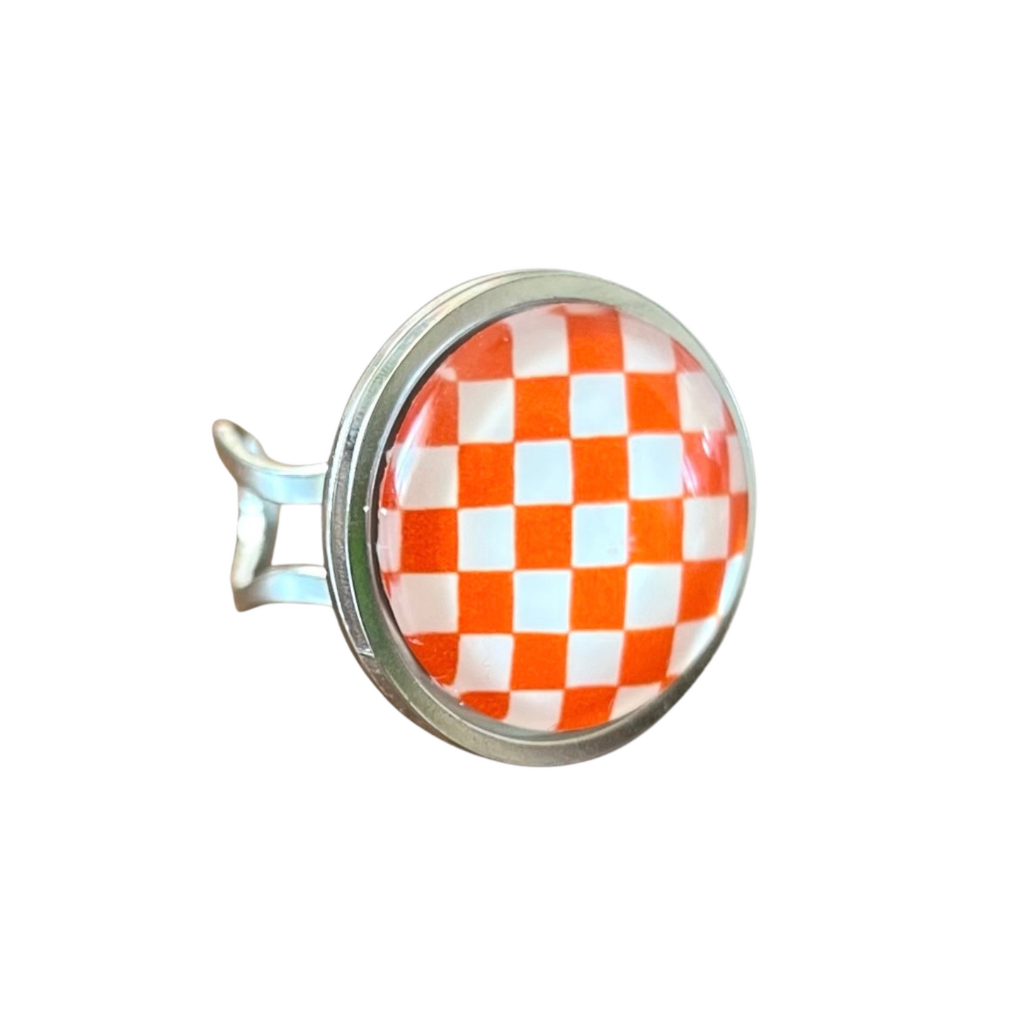 Bague cabochon argentée Dans l’air du temps